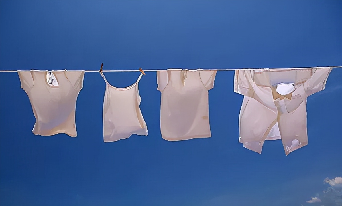 洗衣服只知道倒洗衣液你落伍了教你这么做衣服干净无异味