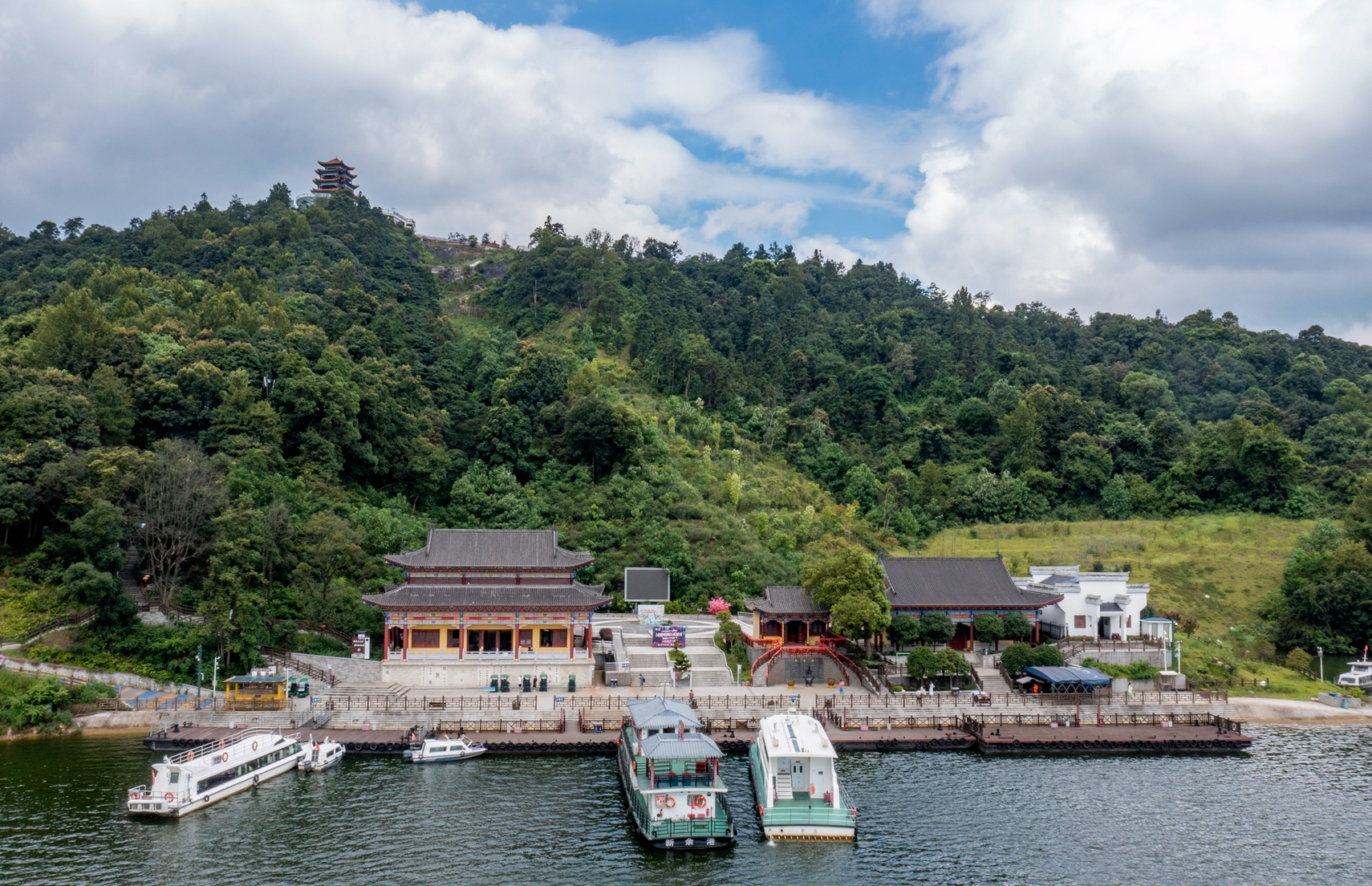 新余仙女湖太美了,有江西千岛湖之称,还是七夕起源地