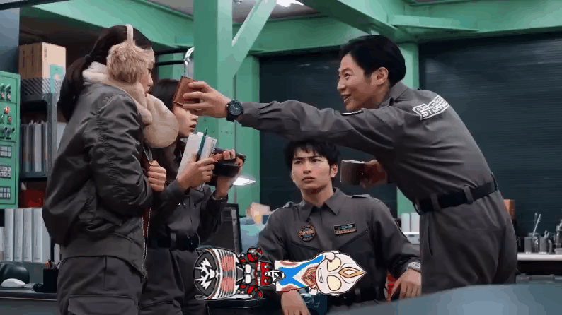 泽塔奥特曼表情包系列,朝仓陆化身魔法少女,吃播代言人