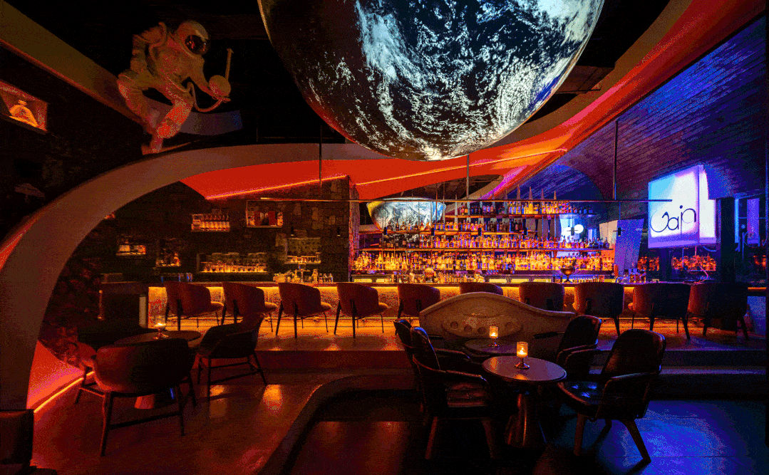 top东莞国潮店人生苦短拾实带你一起及时行乐