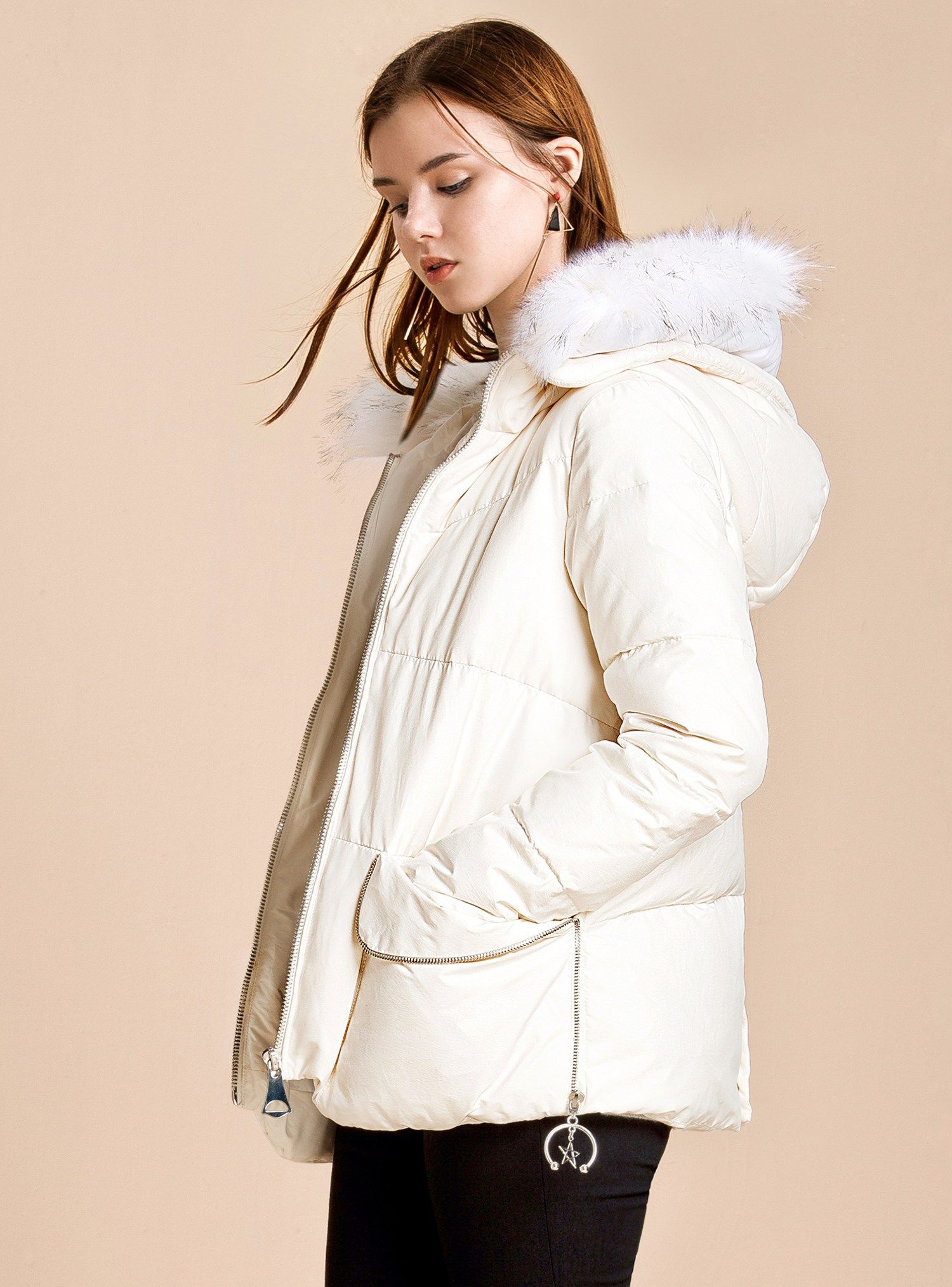 白鸭绒羽绒服有味道怎么去除