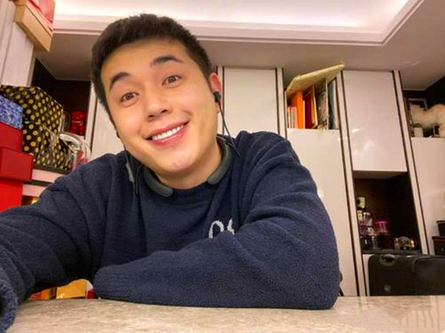 离开李佳琦480天后,小助理付鹏过成这样:人心远比你想的复杂