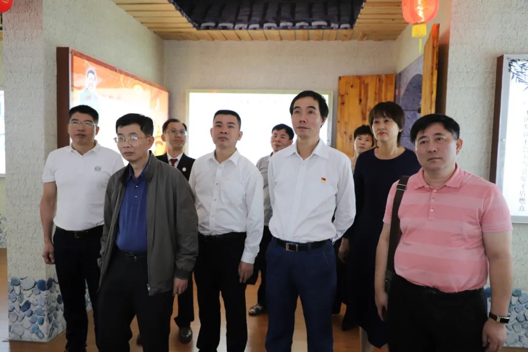 省总工会到南靖法院调研黄志雄劳模工作室