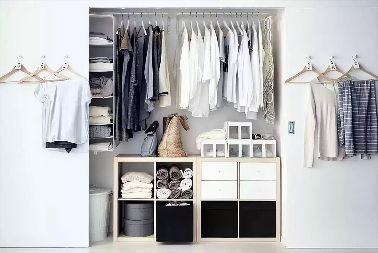 看了日本人的衣柜,才发现我们的衣柜设计并不合理,值得借鉴!