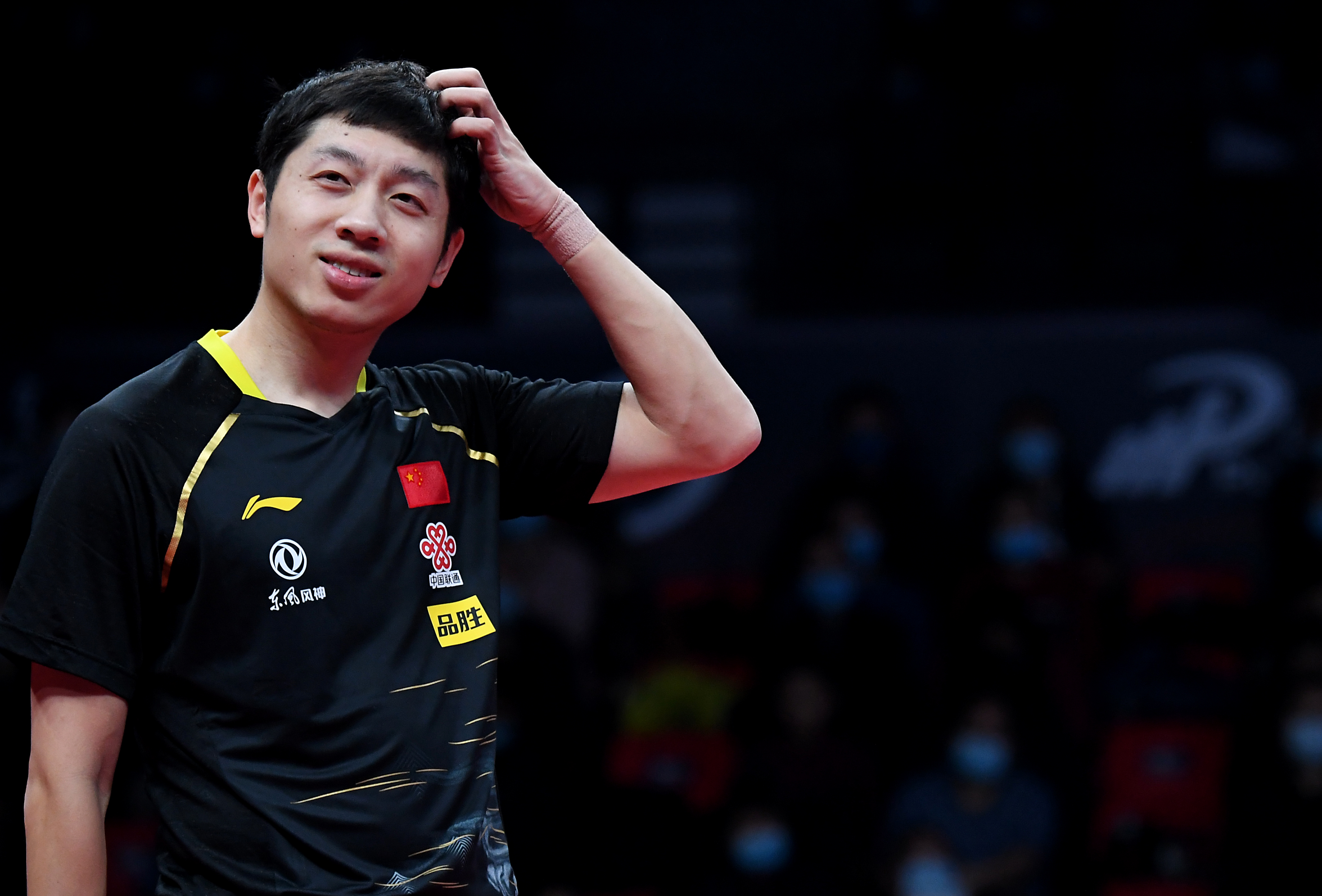 乒乓球——国际乒联总决赛:许昕无缘决赛