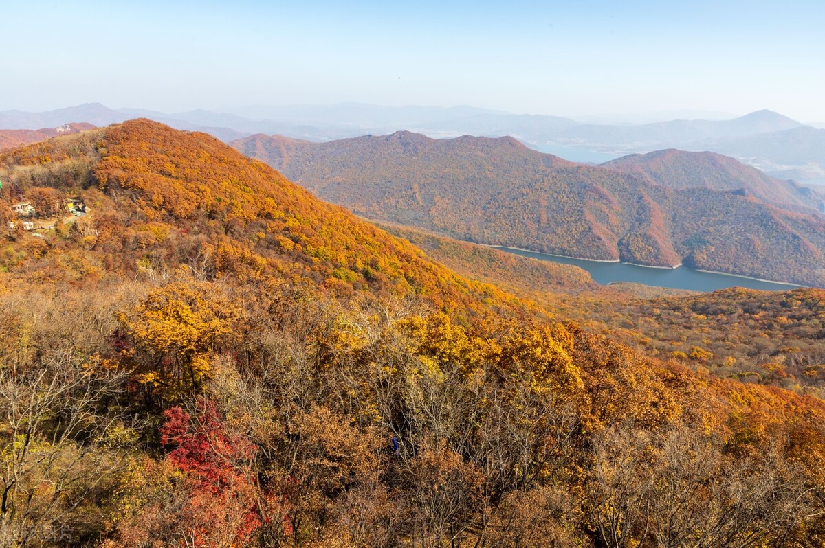 国家四a级景区一一朱雀山森林公园和丰满东山依然红彤彤黄澄澄