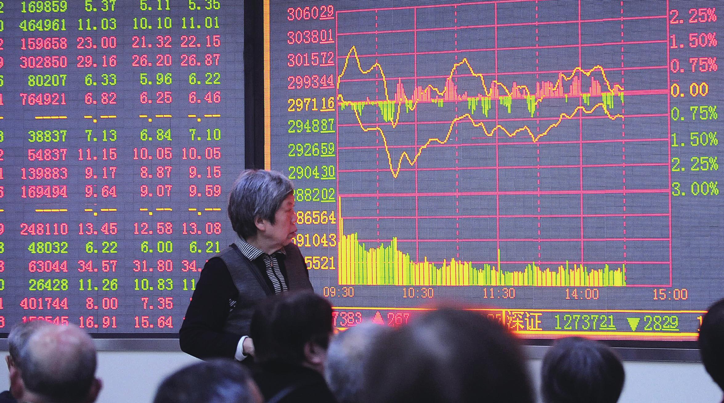 银行板块连续三个交易日出现高成交量的尾盘惨淡行情,意味着什么