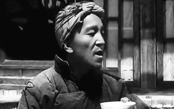 "莫管家"贺汝瑜,演配角40年,1978年58岁才结婚,67岁却病逝?