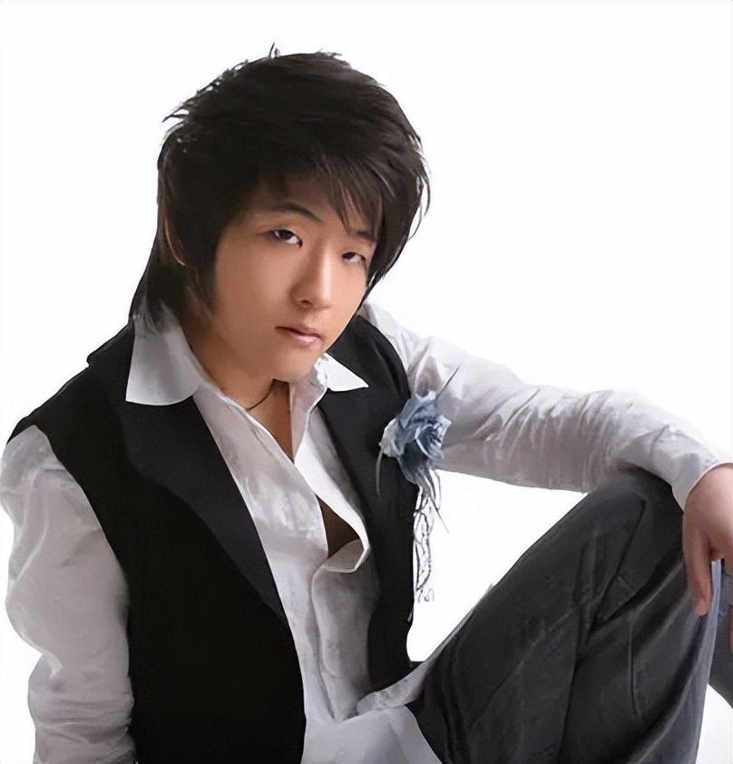 歌手张政痛批刀郎《罗刹海市》,指出涉嫌抄袭庞龙,结果惨遭网暴