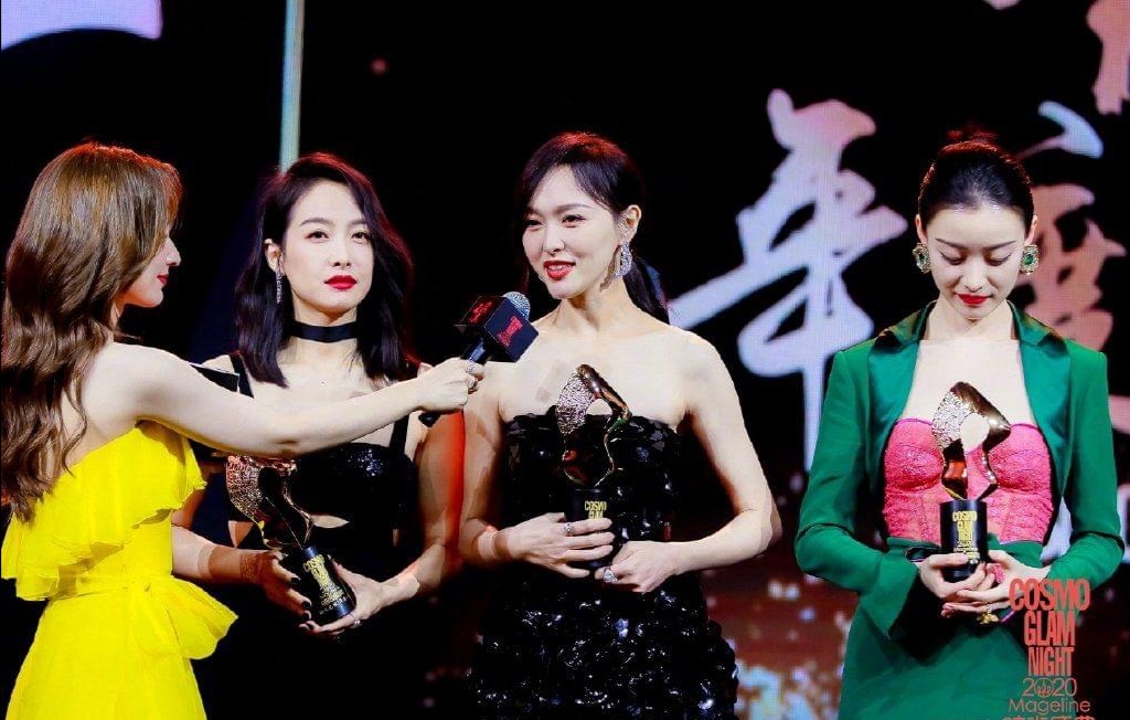 刘诗诗好忙!与倪妮亲密互动,与杨幂"泯恩仇",与唐嫣咬耳朵