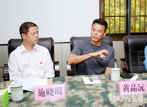 "吴振鹏英雄支部"七一节特邀烈士后代开展"创争活动"