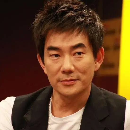 任贤齐:舒淇莫文蔚我都泡过,但丑妻陪了我20年,能不爱吗?