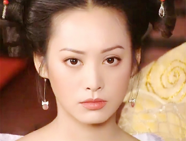 宁静19年前的古装,不用加滤镜,都有着"难以驯服"的美