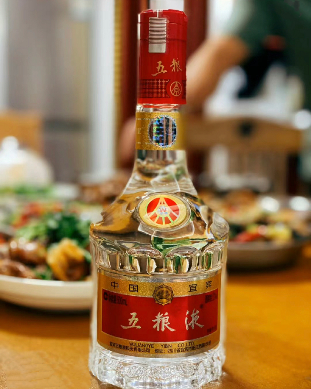 进口海鲜无人问津,全国股市,金价持续下跌,意外现象:白酒销售异常火爆