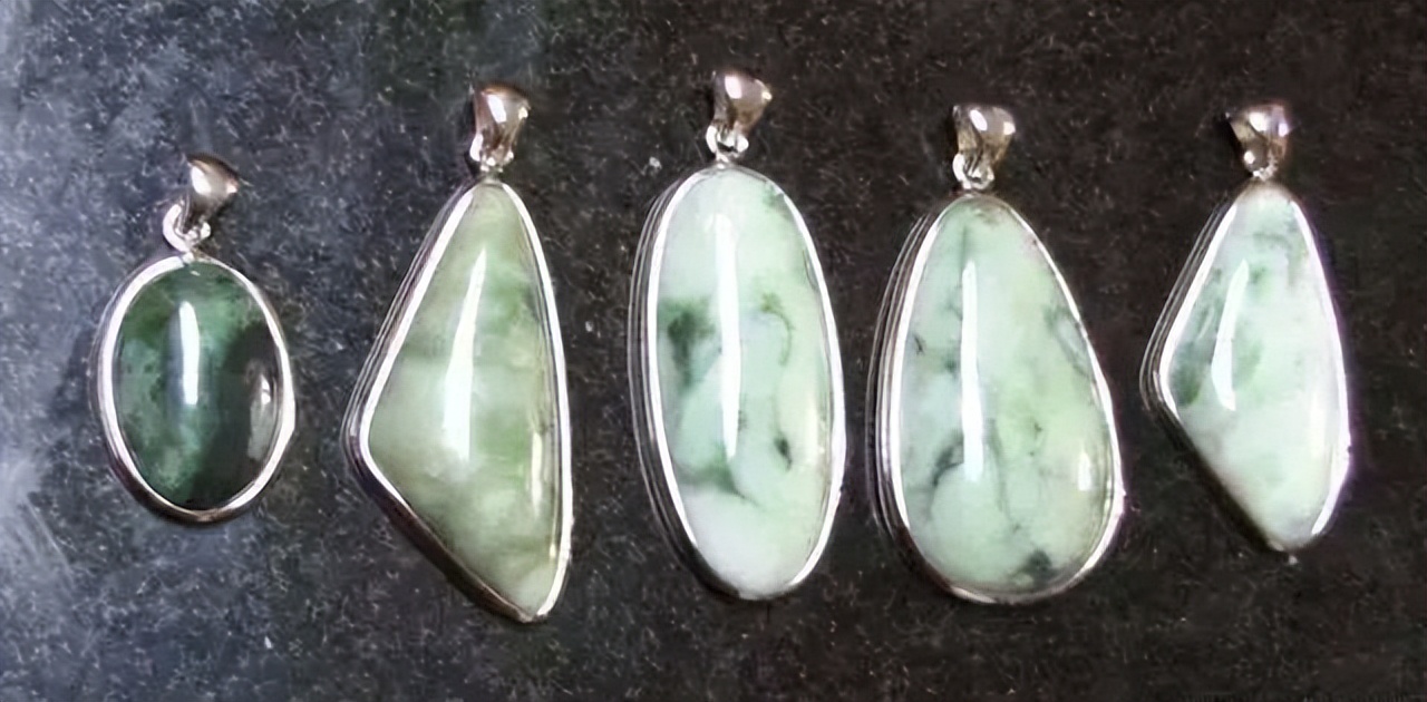 俄罗斯翡翠也来分一杯羹!它跟缅甸翡翠比,有什么不一样?