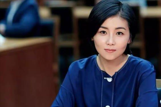 回顾清华"美女博导"方璐:14岁进中科院少年班,26岁博士毕业