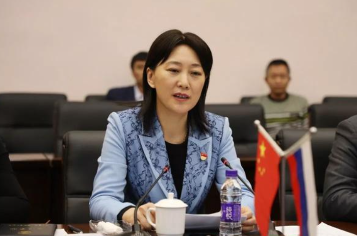 刘光明念念不忘的少女时期,也是让她走上腐败之路的心魔,已经成为鞍山