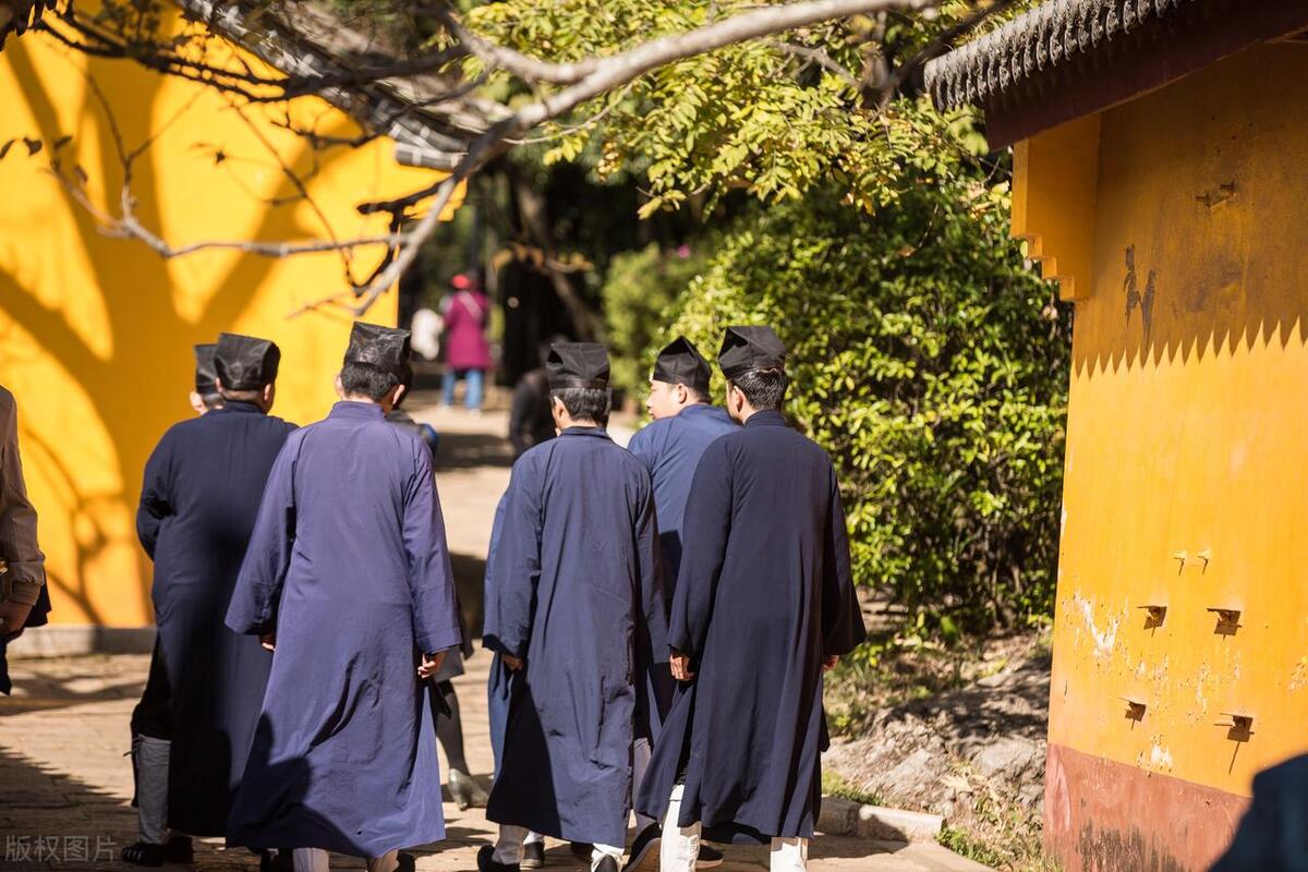 武当山道士真实生活图片