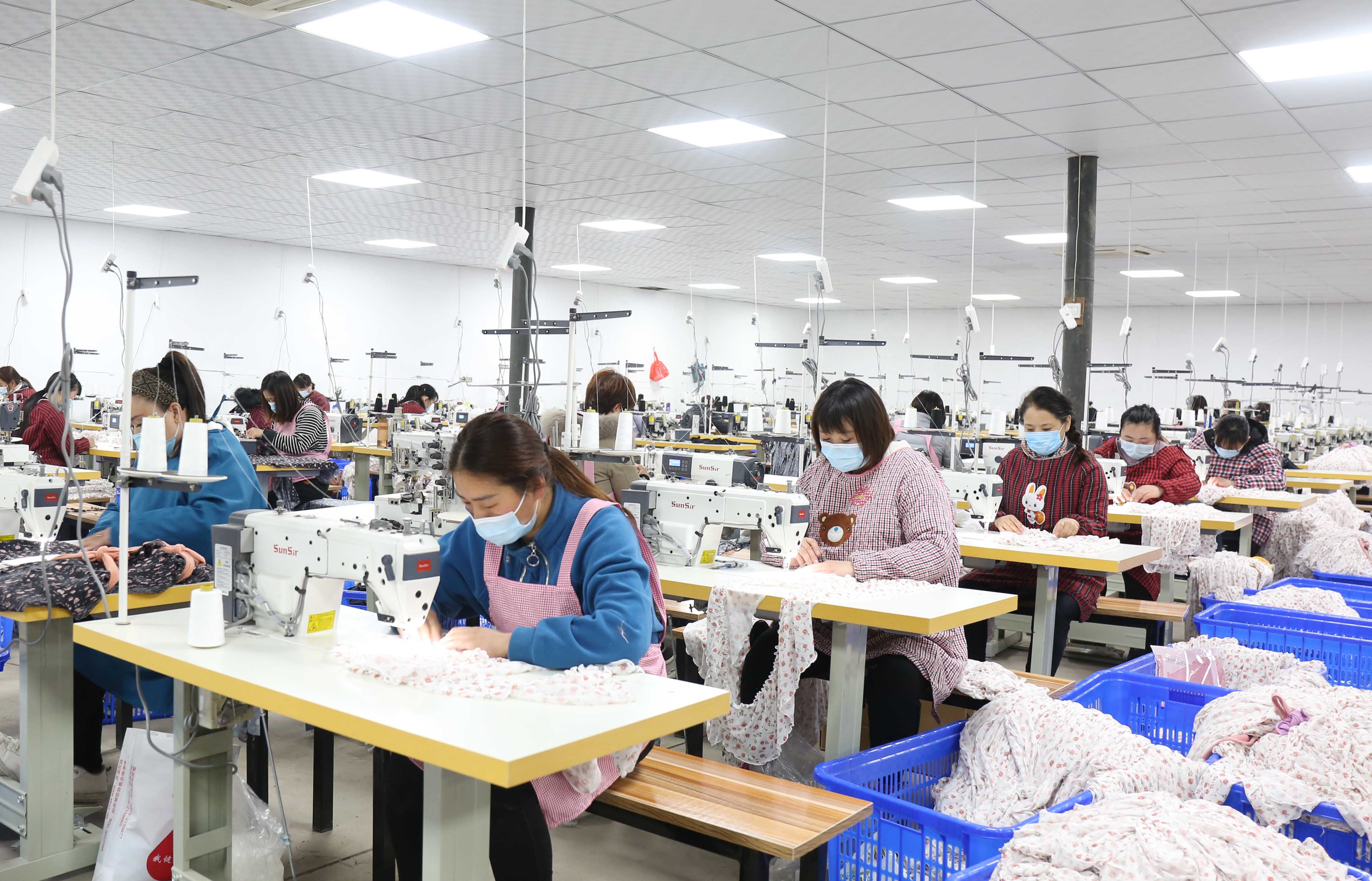 家门口就业助增收(2)