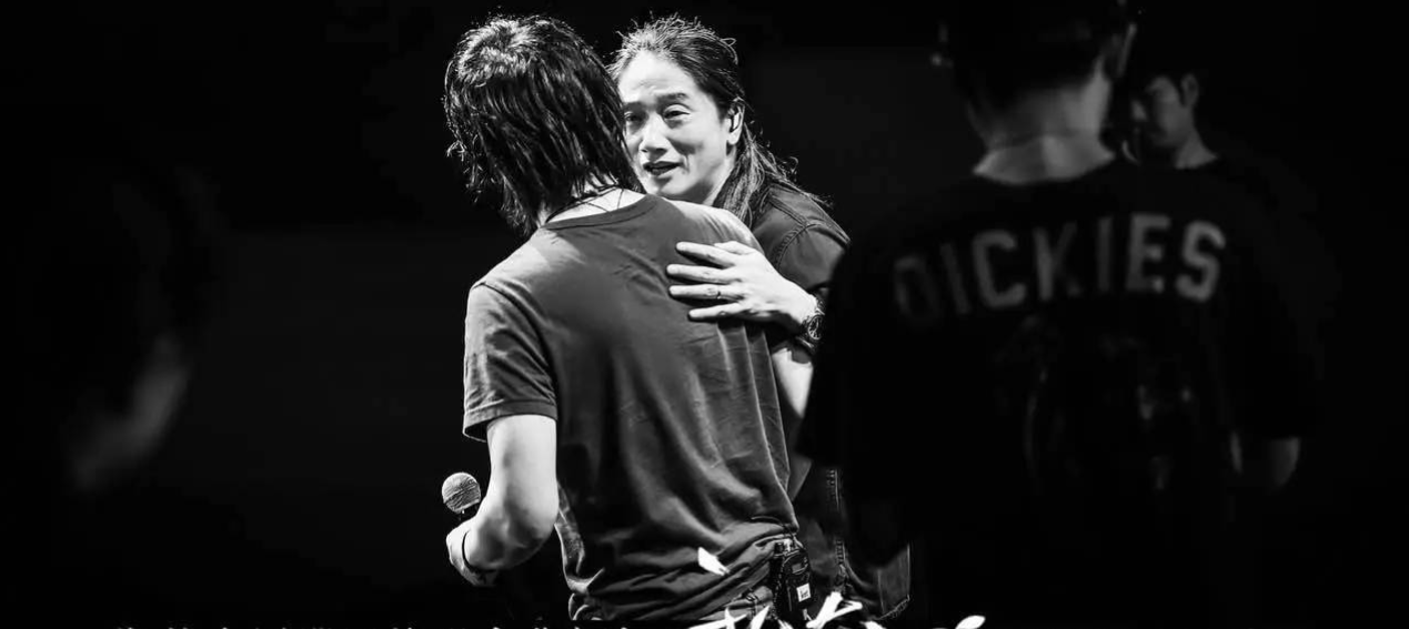 郑钧"热爱"北京演唱会:摇滚的内核是真诚与自由,今日预售开启