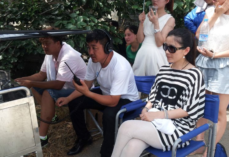 金桂斌不满足于当个"演员",他萌生了做喜剧导演的"想法"