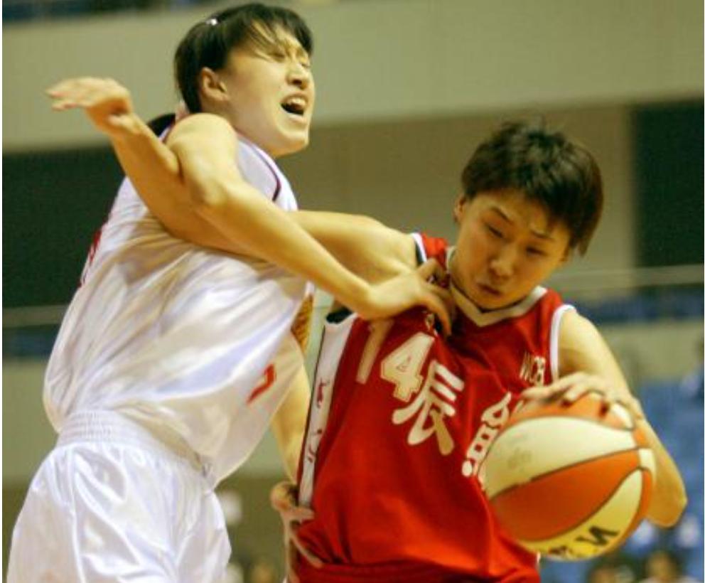 33岁前女篮队长苗立杰退役嫁军官36岁生女儿后重返球场