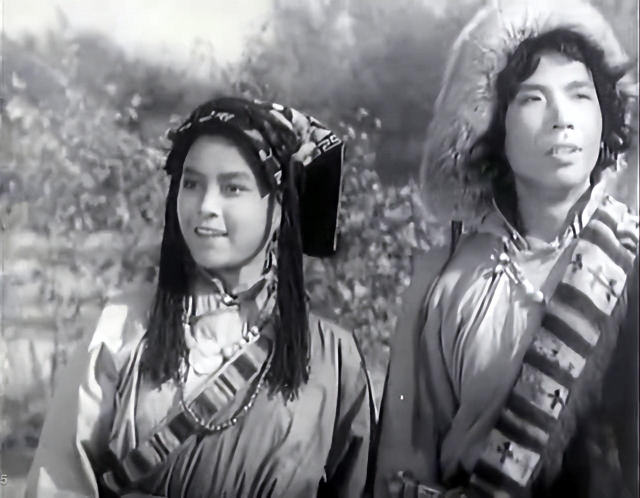 《五朵金花》王苏娅:差点重蹈杨丽坤的悲剧,平凡丈夫温暖她一生