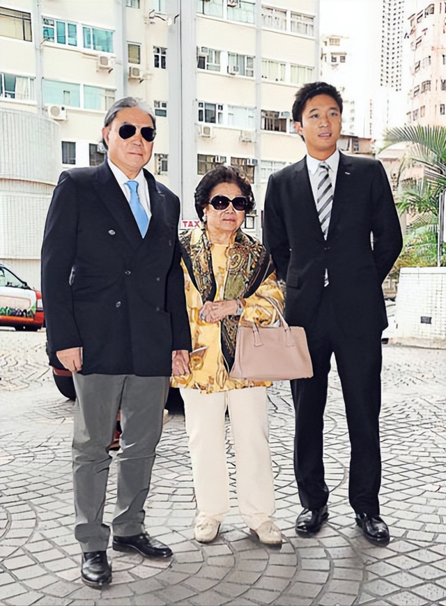 朱玲玲的心事,何时喝上老二的媳妇茶?霍启山:说起来都是泪