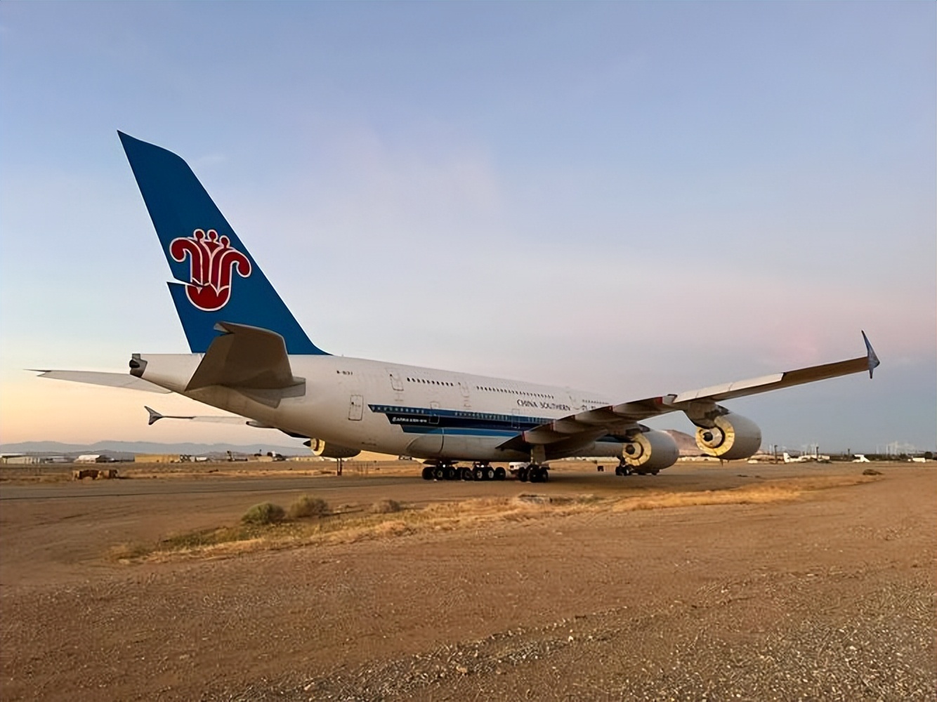 中国再无巨无霸客机!中国最后2架a380已赴美国存放,服役仅10年