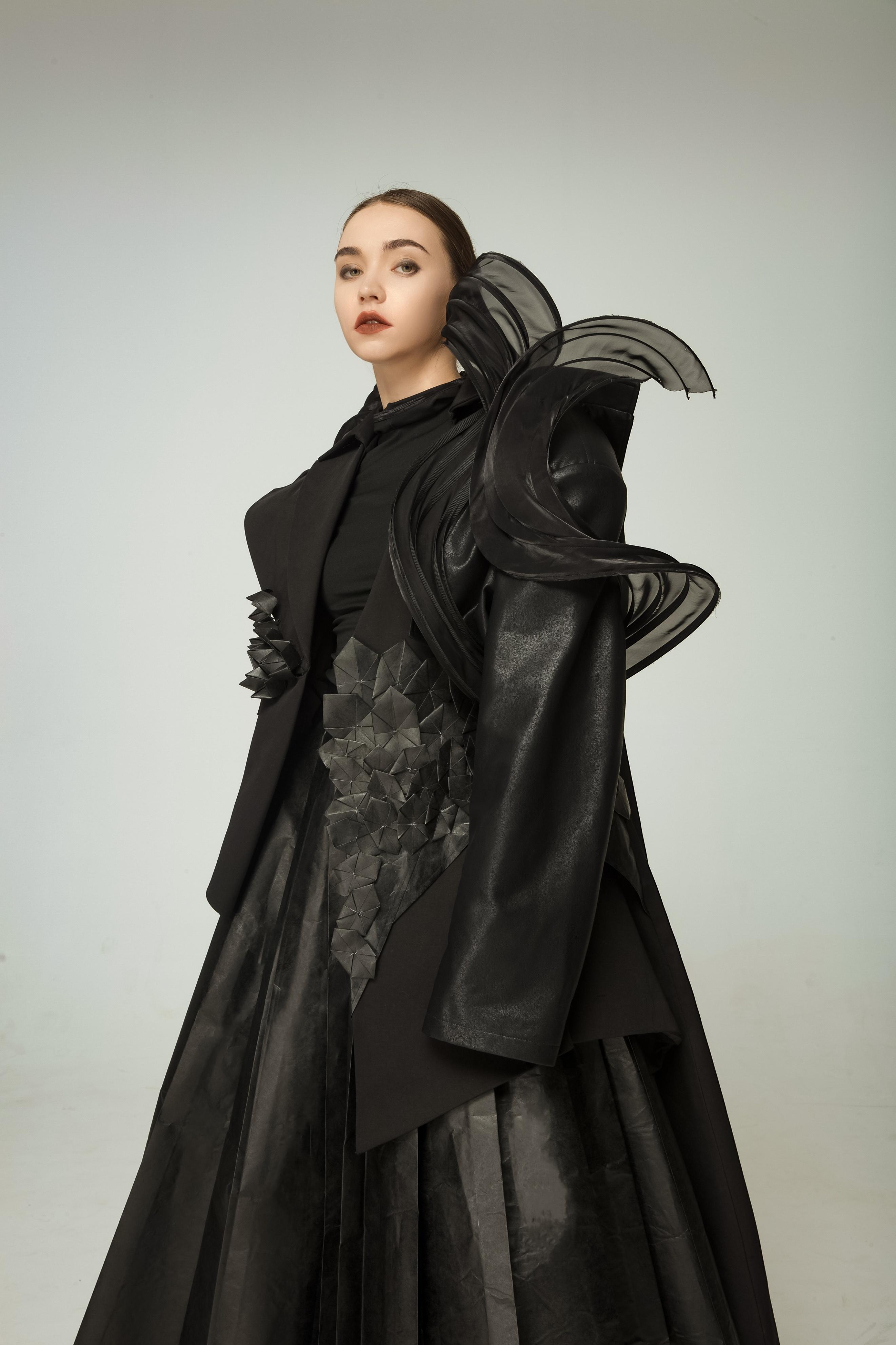 服装设计师薛子琪:由科幻小说《北京折叠》启发下的服装设计