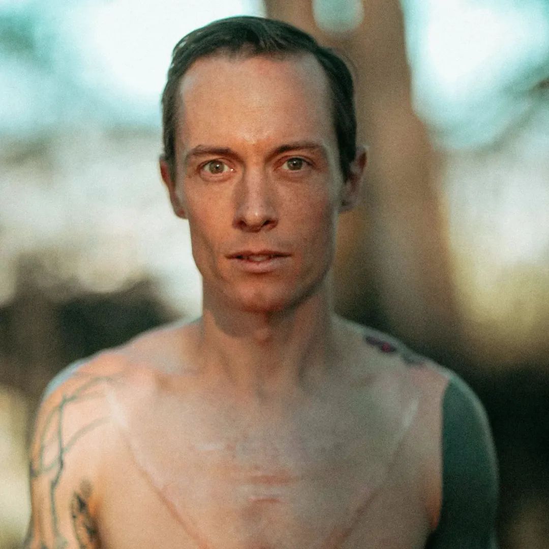 owen gray 居然已经结婚了,老婆是亚洲女性!