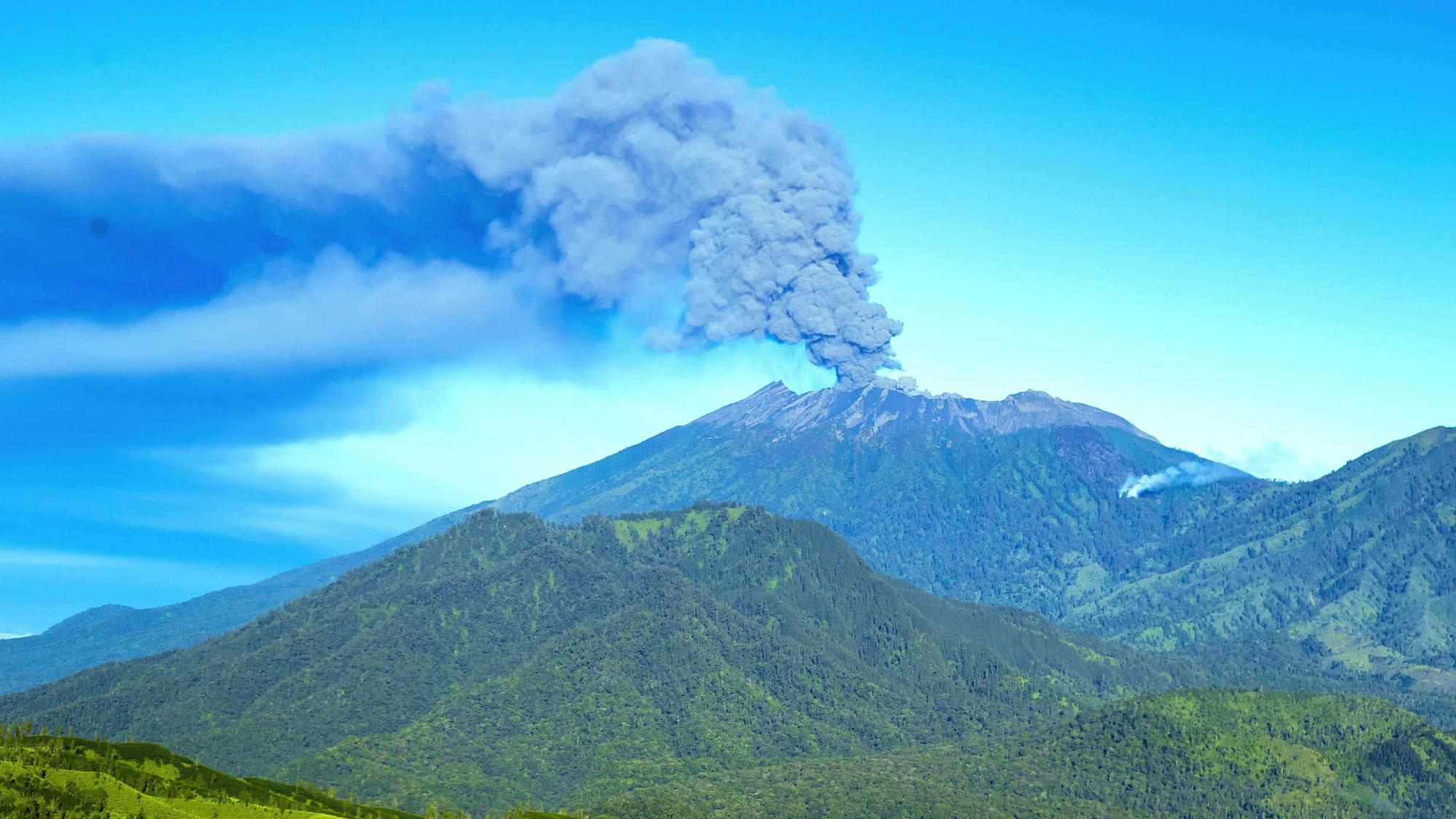 地球最大的超级火山,黄石公园火山,一旦喷发会造成怎样的灾难?