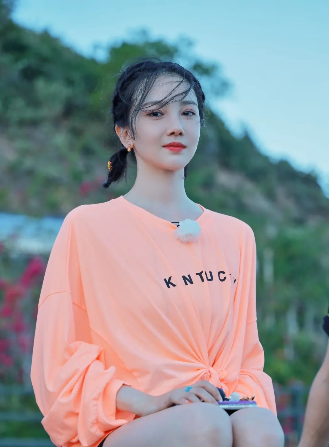 陈小纭:整骨十次逆天改命?曾因胸大自卑,如今又美又纯又欲