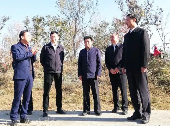 副市长肖进方来洪调研洪泽湖治理保护工作