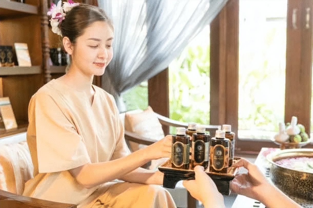 泰国"毒奶"广受欢迎,全程40分钟,全身神清气爽,游客:刺激