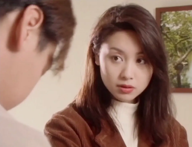 她是"高婕",也是"岑颖欣",退圈多年观众仍然没有忘记她的美