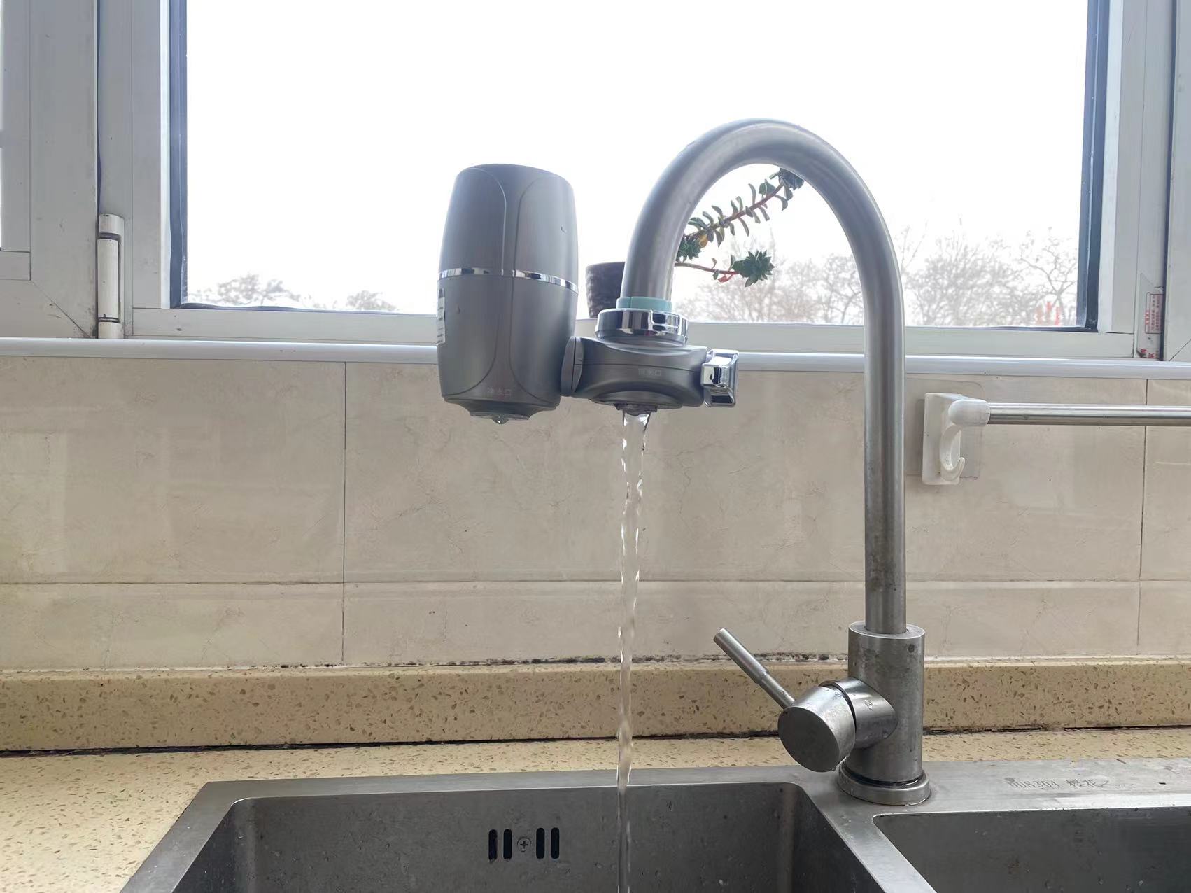 小质水龙头净水器,家庭健康用水全靠它