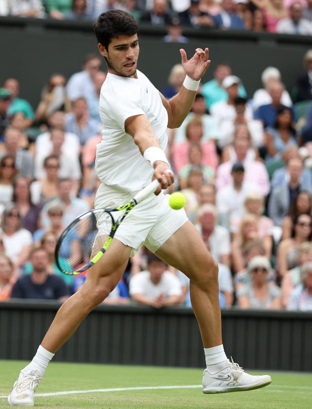 温网白色内裤规定引发争议,女性球员获解放,男性球员呼吁平等