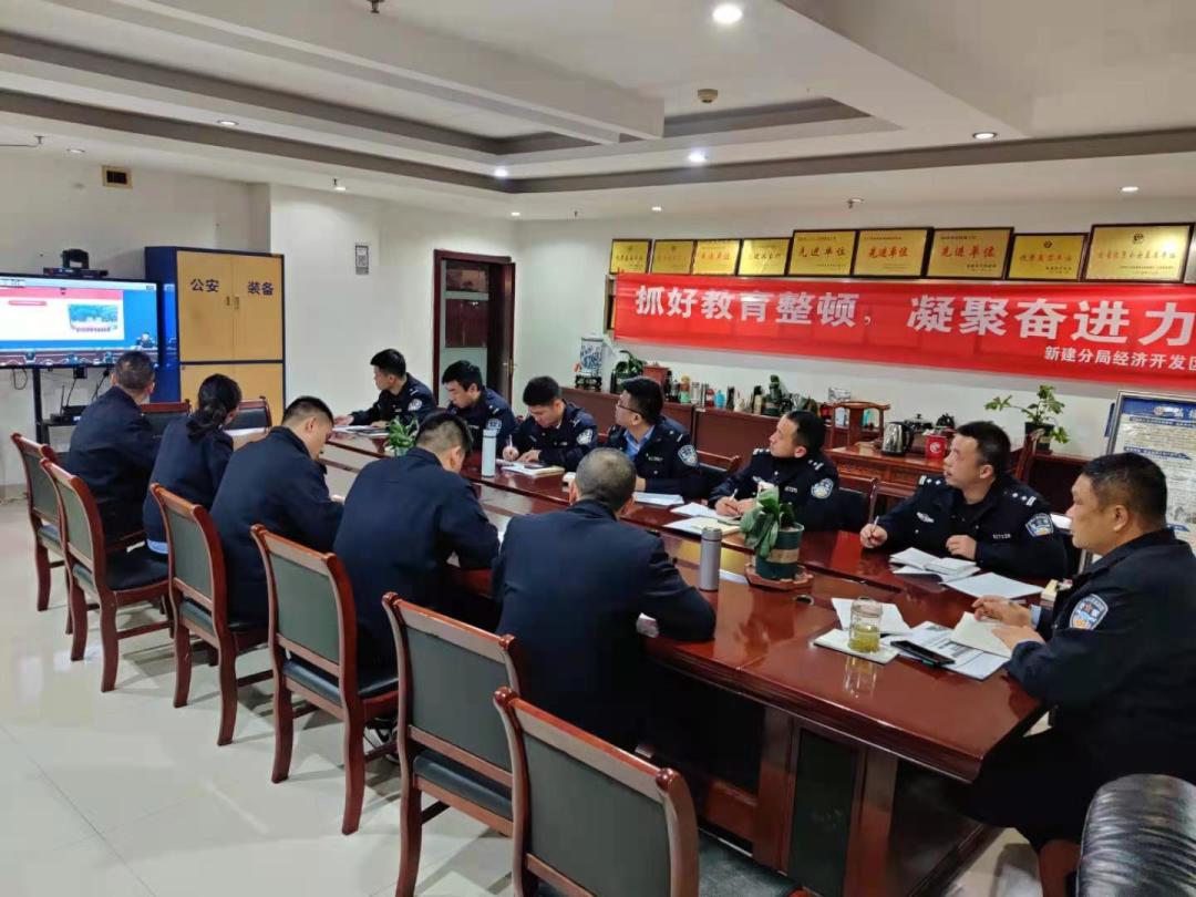 新建公安分局党委书记宗晓武讲授队伍教育整顿专题党课