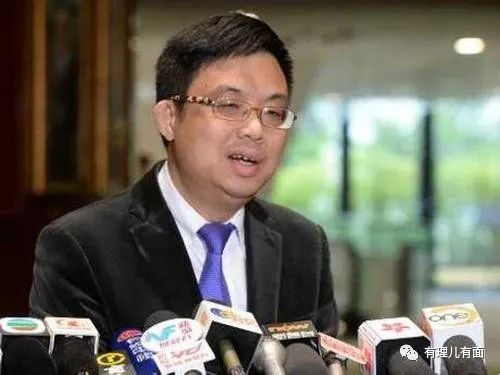 热点|蓬佩奥这时还对被关的12港毒深表关注？他们出去香港海域的那一刻，傻眼了