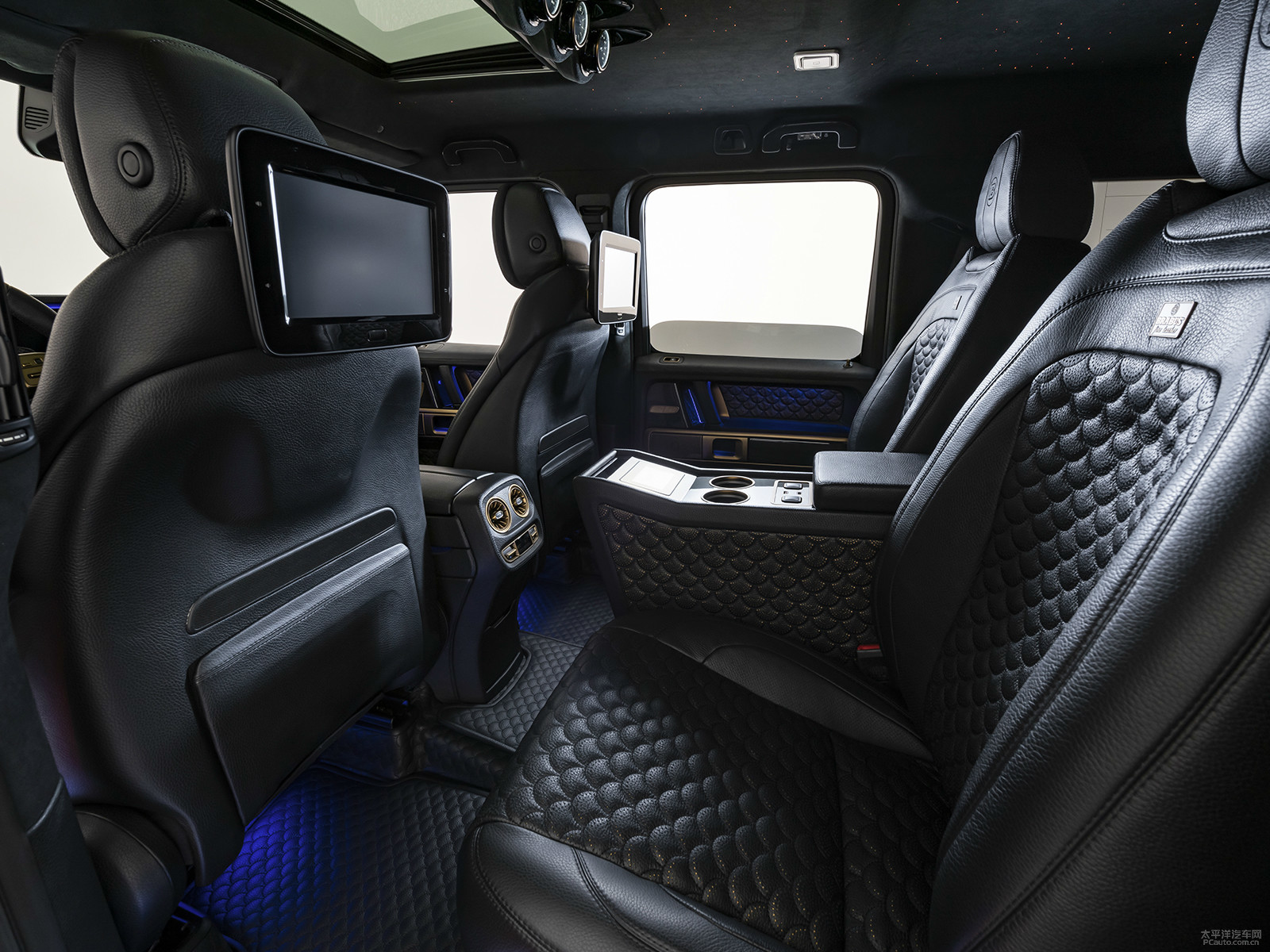 带你看博速g级,售价1200万,配4.0t动力,车高近2米外观霸气!