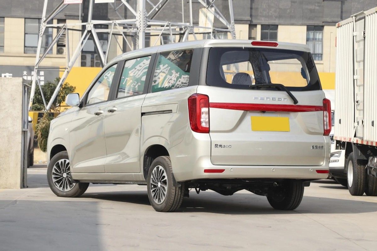 最低4.48万起,可拉货,能载人,风光380成致富新伙伴