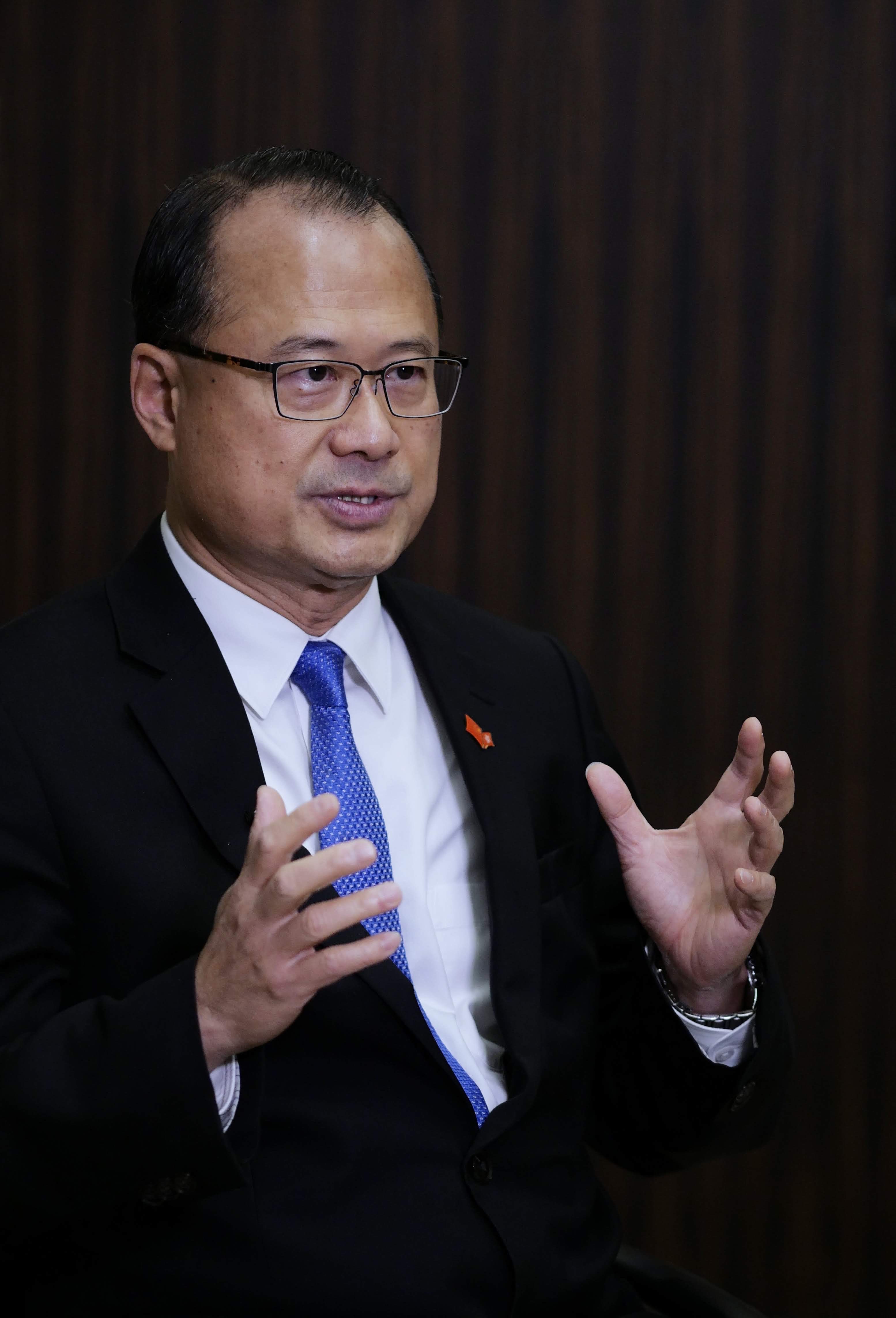 全国政协常委蔡冠深:让北上发展的香港青年更有幸福感和获得感(1)