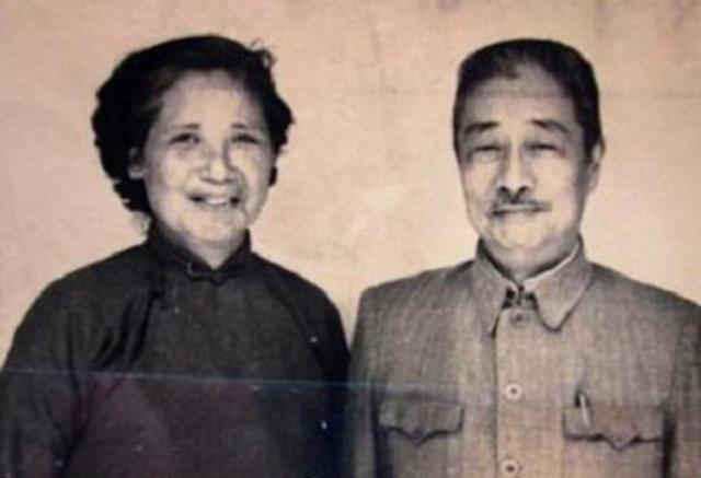 1941年,鲁迅侄子周丰三开枪自尽,年仅20岁令人惋惜