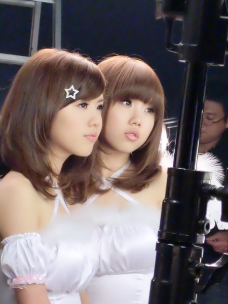 双胞胎女神by2当年真的很清纯,两个青春无敌的美少女