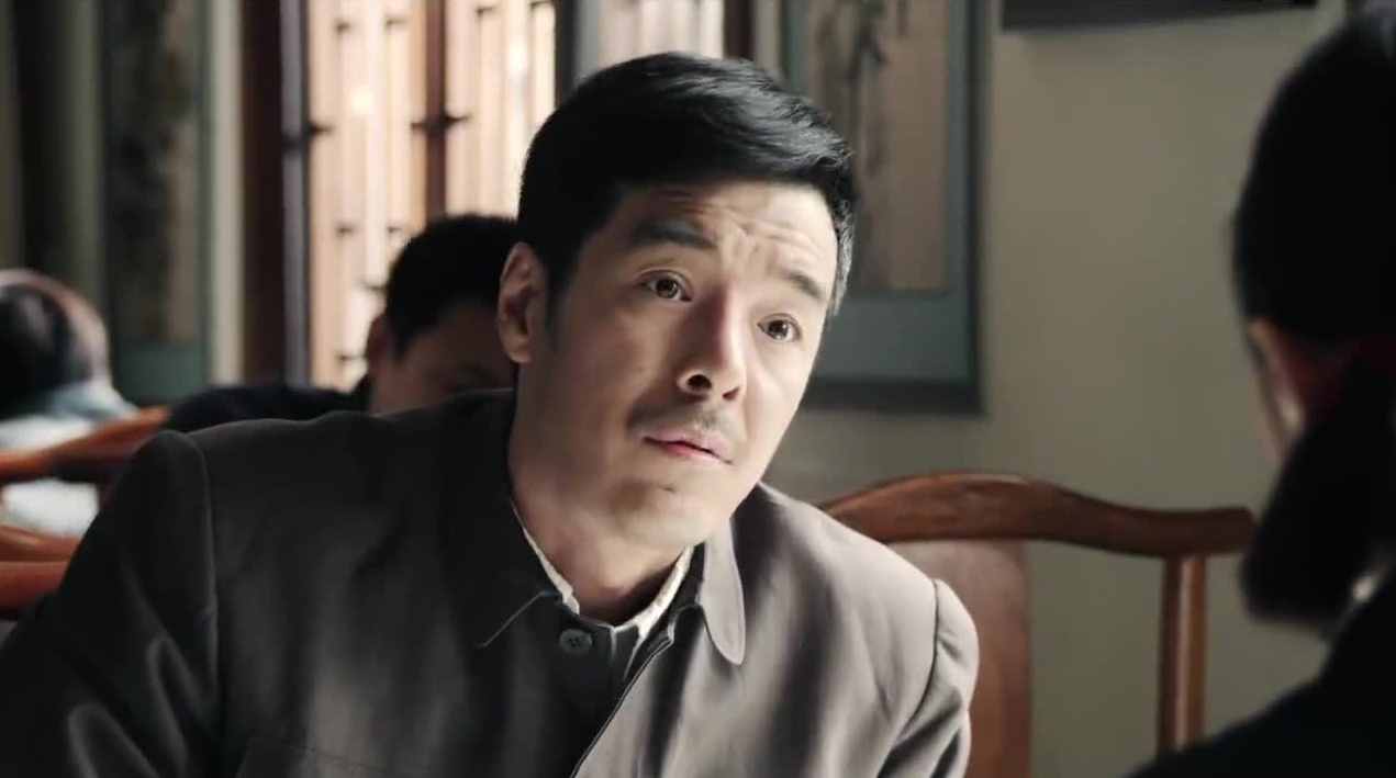 演员海一天,因演"许大茂"成名,二婚娶小12岁身材火辣的娇妻