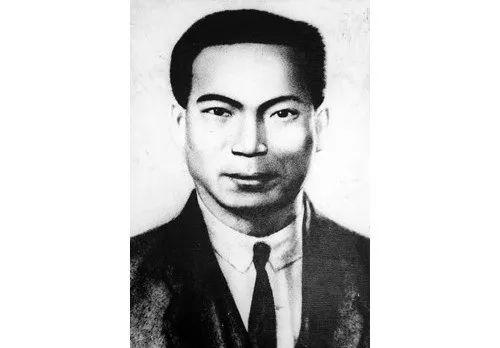 我党最年轻的区委领导成员,被信任的人出卖,宁愿站着死绝不跪下