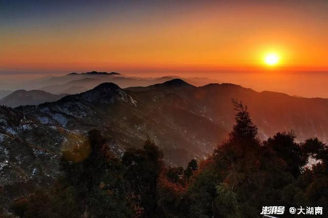 衡阳衡山芙蓉峰图片