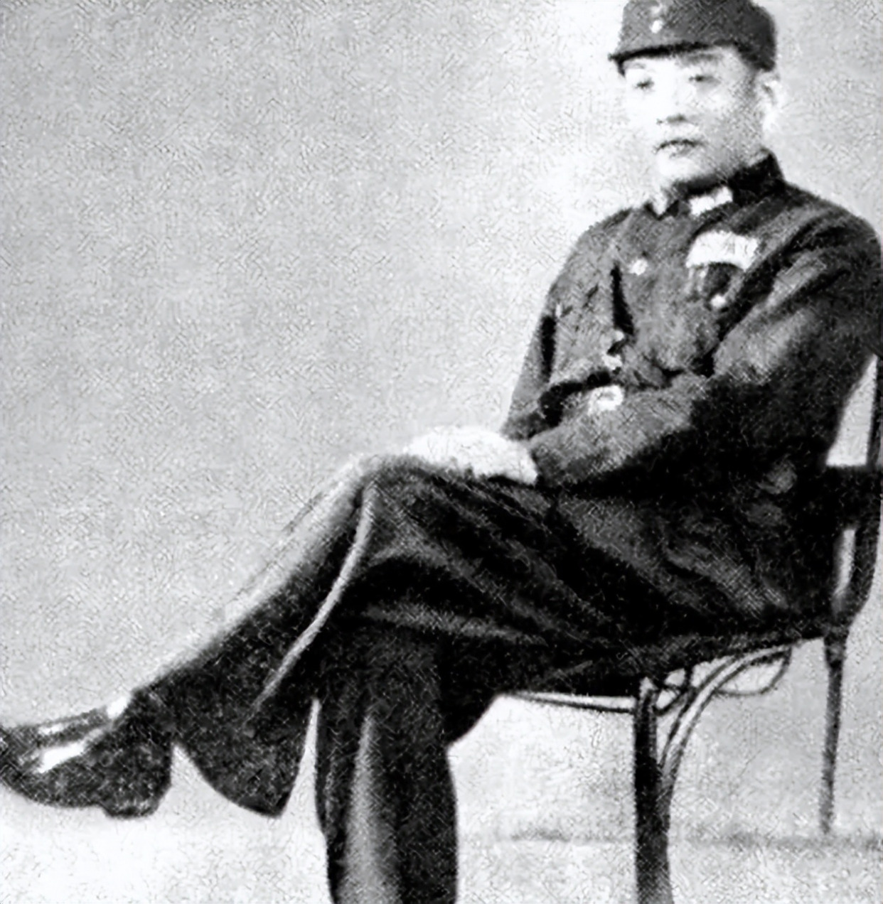 军统大佬记忆中的向心影,初出茅庐失手被擒,灌醉敌人后虎口脱险