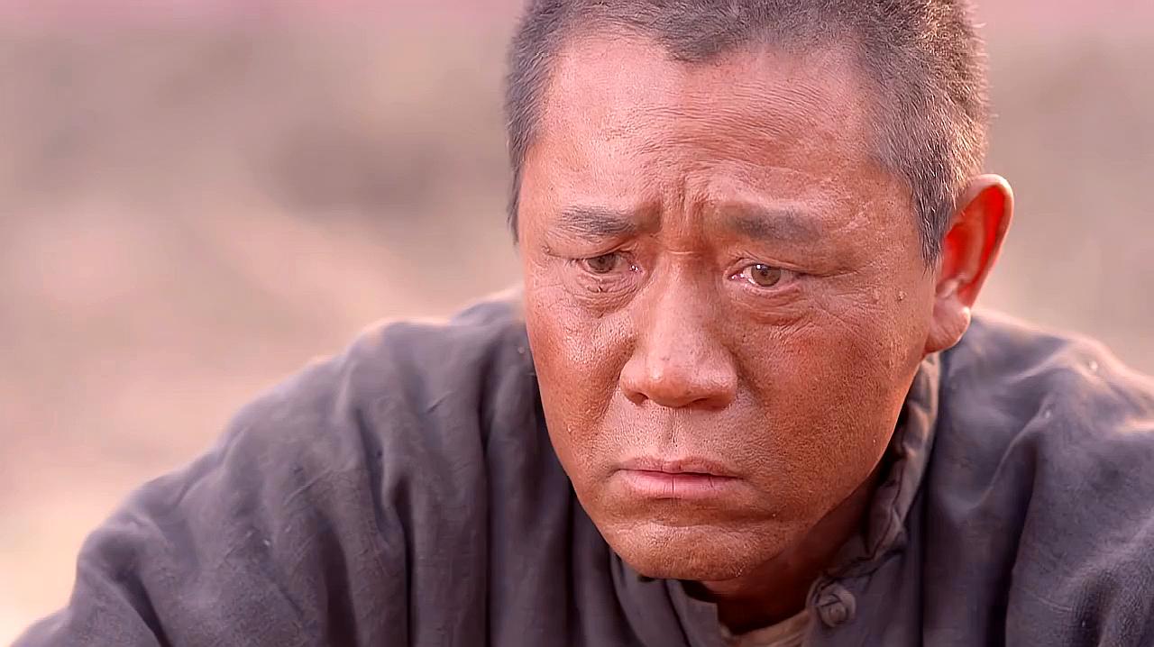 赵丽颖的背,谢霆锋的手,陈宝国的眼睛,让多少"鲜肉明星"脸红